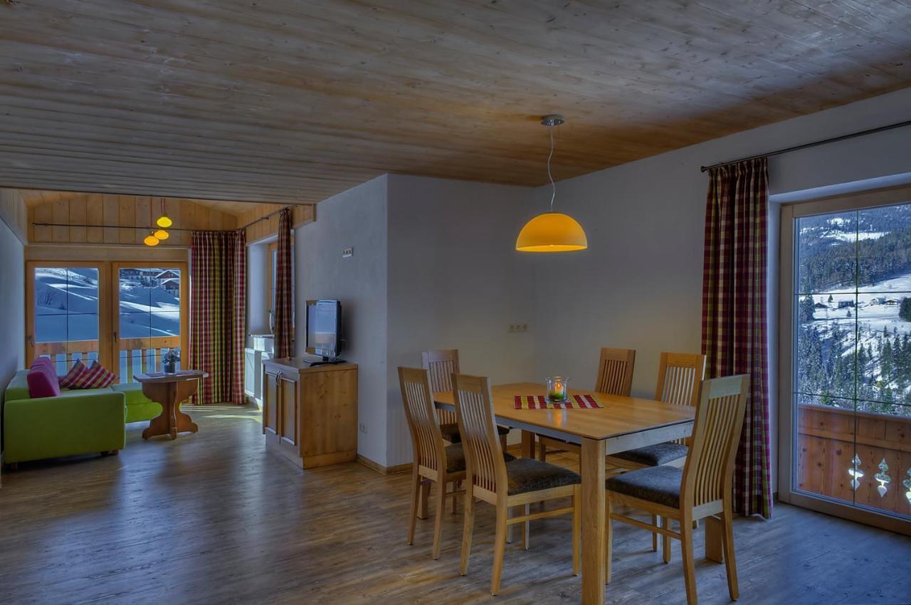 Ferien-Schloessle Michaela Apartment Riezlern Room photo